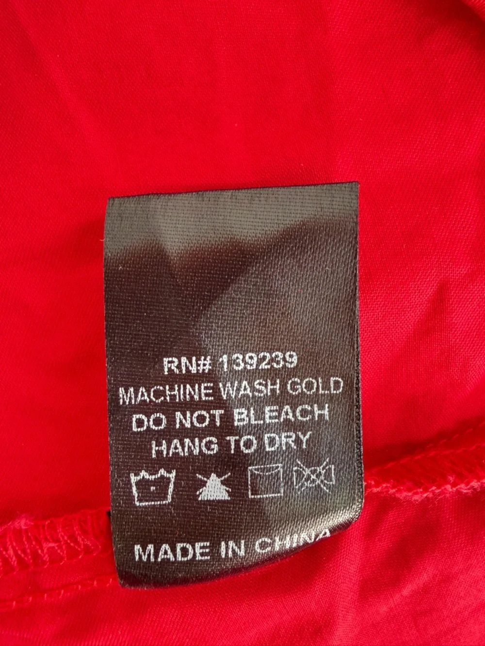 Tuckernuck Pomander Place Red Cotton Shirt Dress Gold Button Preppy 36439 - Picture 7 of 9